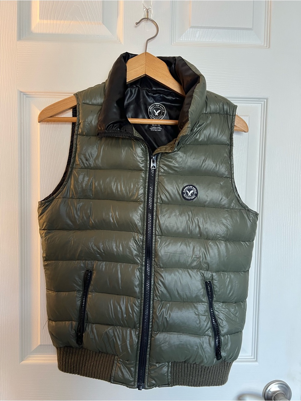 American Eagle Outfitters Olive Green Quilted Puffer Vest with Black Trim